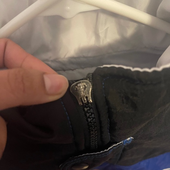 VINTAGE NIKE VEST - Picture 3 of 3